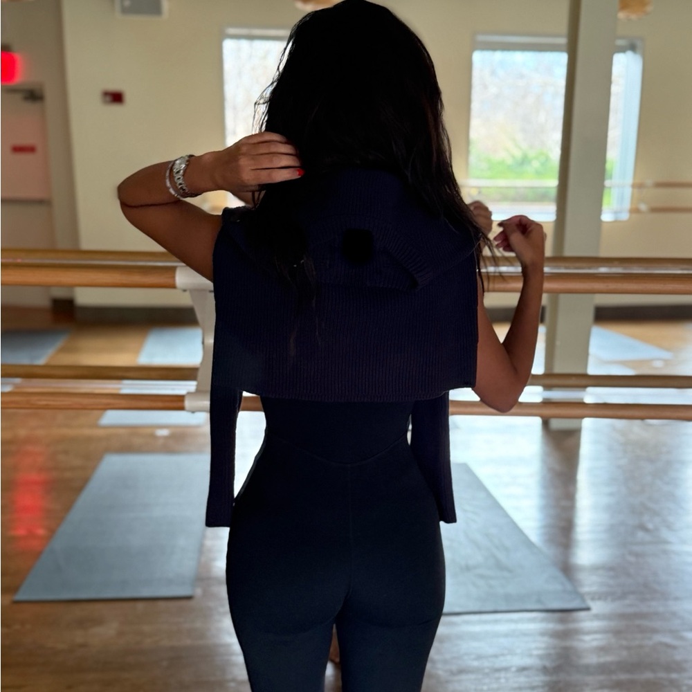 Beautiful Vince Button Shoulder Cotton Blend Sweater😍 - Picture 17 of 17